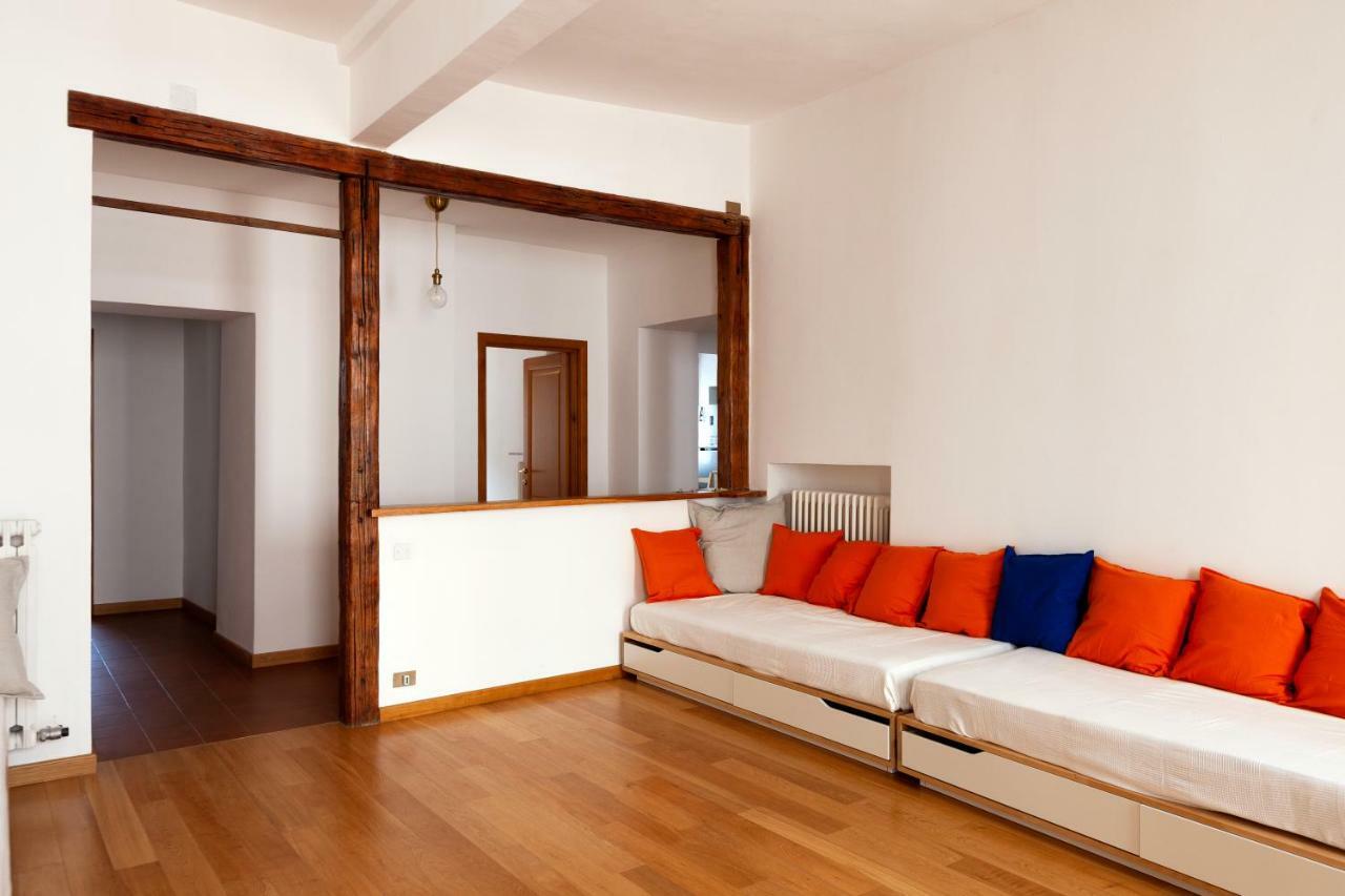 Maison Isabella - Appartamento Nel Cuore Di Aoste Extérieur photo