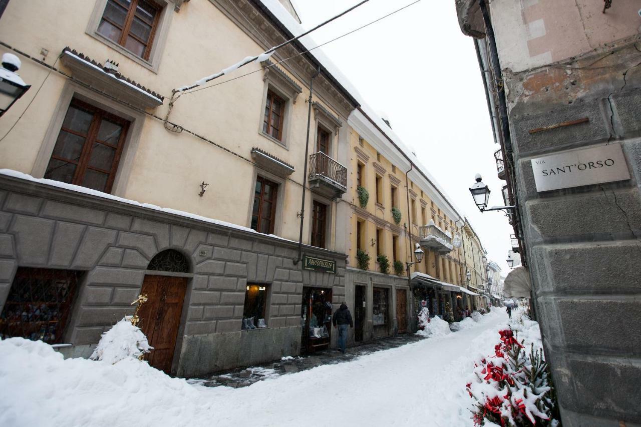 Maison Isabella - Appartamento Nel Cuore Di Aoste Extérieur photo
